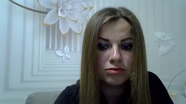 Snapshot of TinaFun4u chatting on April 8, 2026, 8:09 pm TinaFun4u online show from April 8, 2026, 8:09 pm