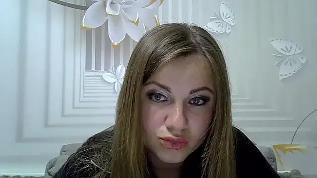 Snapshot of TinaFun4u chatting on April 23, 2026, 7:38 pm TinaFun4u online show from April 23, 2026, 7:38 pm