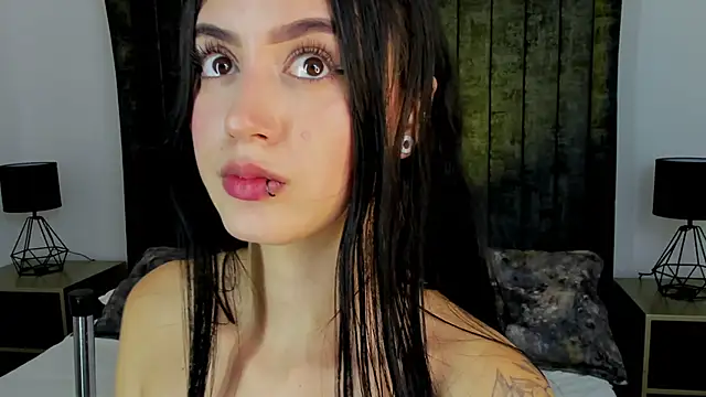 Snapshot of NataGarcia chatting on December 16, 2024, 5:54 pm NataGarcia online show from December 16, 2024, 5:54 pm
