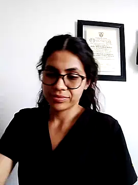 02julieta online show from October 24, 2025, 6:48 pm