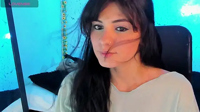 elissa iris online show from June 16, 2026, 1:08 am