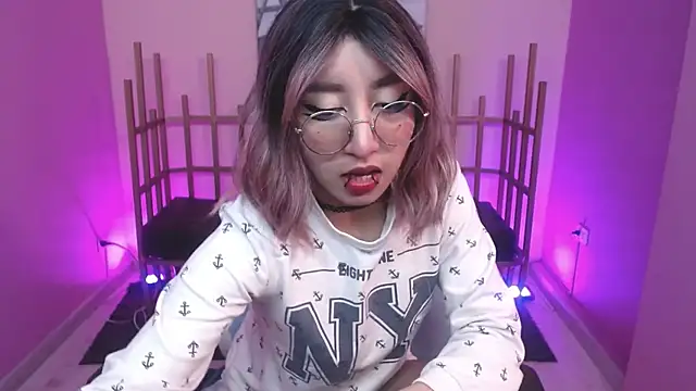 Xayah 77 online show from February 19, 2025, 1:28 pm