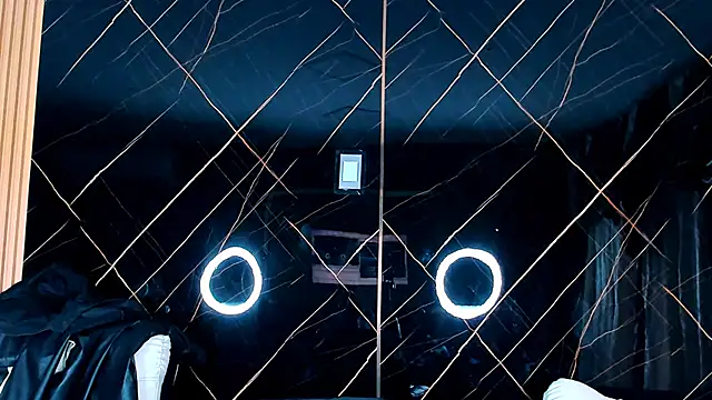 Snapshot of Owen_Muzcle chatting on October 11, 2025, 7:45 pm Owen Muzcle online show from October 11, 2025, 7:45 pm