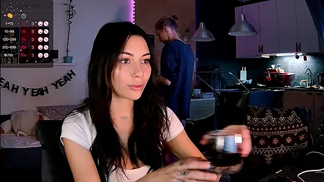 KatiKate online show from March 22, 2026, 4:43 pm