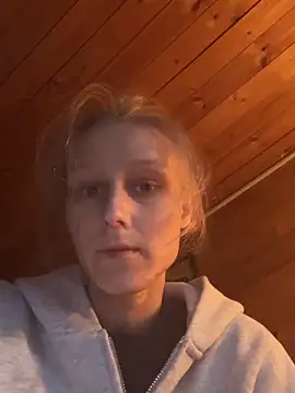 KatiKate online show from June 18, 2026, 6:34 pm