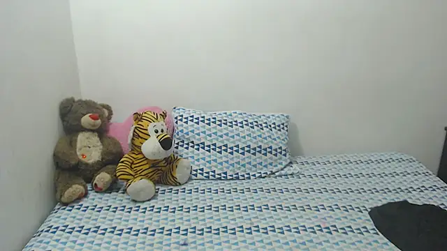 Snapshot of Pocahontas_Princess_ chatting on March 11, 2025, 1:12 pm Pocahontas Princess online show from March 11, 2025, 1:12 pm