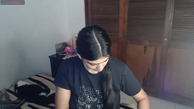 Pocahontas Princess  online show from December 16, 2025, 4:17 am