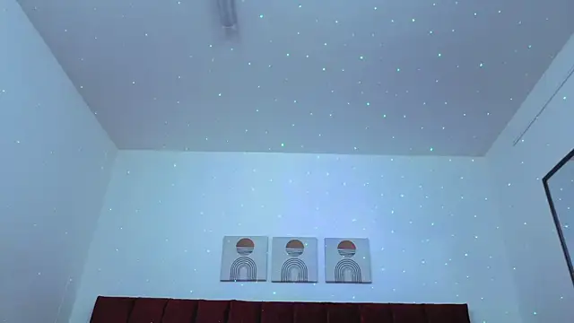 selena castillo online show from October 17, 2025, 11:57 am