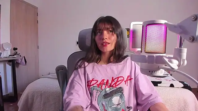 Sakito Tokio online show from October 28, 2025, 10:12 pm