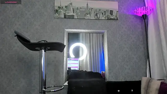  kitty wuichis online show from April 27, 2026, 5:49 am