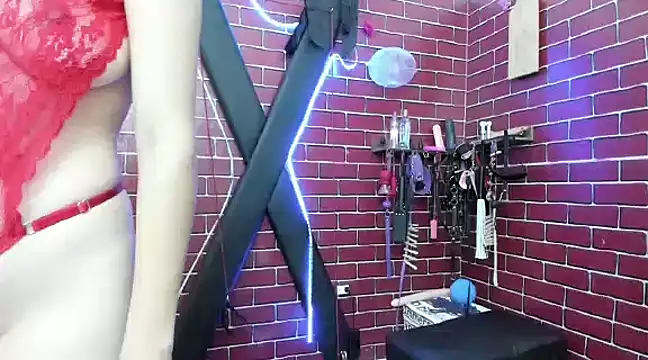 SUBMISSION BDSM online show from February 1, 2025, 1:30 pm