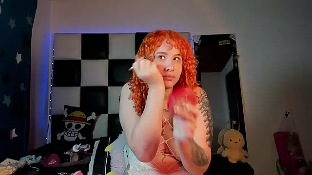 Snapshot of Nami_Curls chatting on November 13, 2025, 8:46 am Nami Curls online show from November 13, 2025, 8:46 am