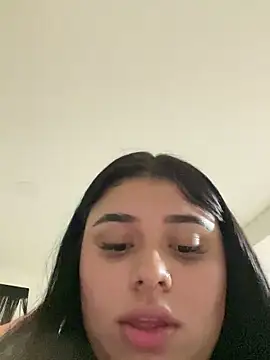 alissonfernandez  online show from December 22, 2024, 12:39 am