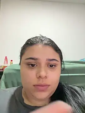 alissonfernandez  online show from December 24, 2024, 12:22 am