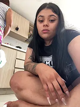 alissonfernandez  online show from December 26, 2024, 4:47 pm