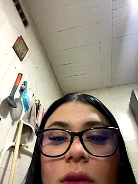 Snapshot of alissonfernandez_ chatting on September 26, 2025, 12:36 am alissonfernandez  online show from September 26, 2025, 12:36 am