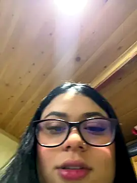 Snapshot of alissonfernandez_ chatting on October 2, 2025, 10:55 am alissonfernandez  online show from October 2, 2025, 10:55 am