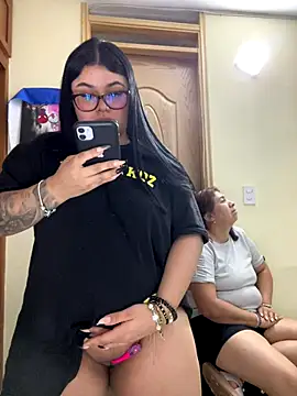 alissonfernandez  online show from January 9, 2026, 2:14 am