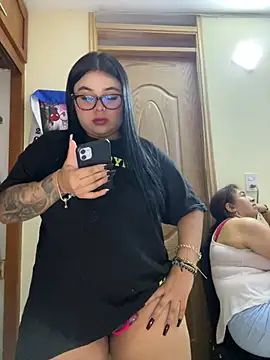 Snapshot of alissonfernandez_ chatting on March 21, 2026, 1:58 pm alissonfernandez online show from March 21, 2026, 1:58 pm