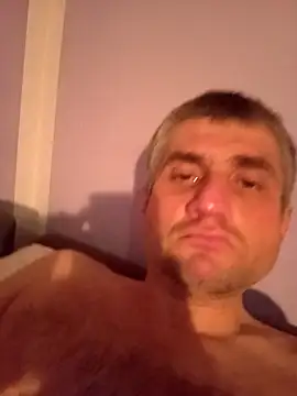 Gotowy40 online show from October 28, 2025, 3:10 am