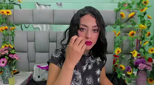 Snapshot of Lovely_celeste chatting on December 29, 2024, 2:27 am Lovely celeste online show from December 29, 2024, 2:27 am