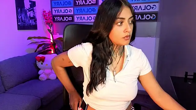 Snapshot of Lovely_celeste chatting on April 18, 2026, 7:34 am Lovely celeste online show from April 18, 2026, 7:34 am