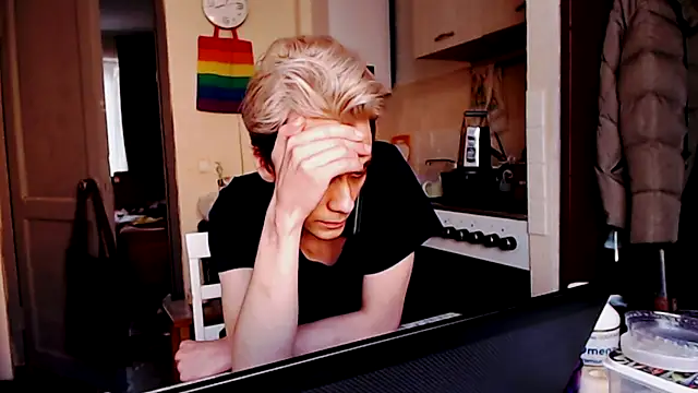 ShineMax18 online show from December 4, 2024, 8:45 am