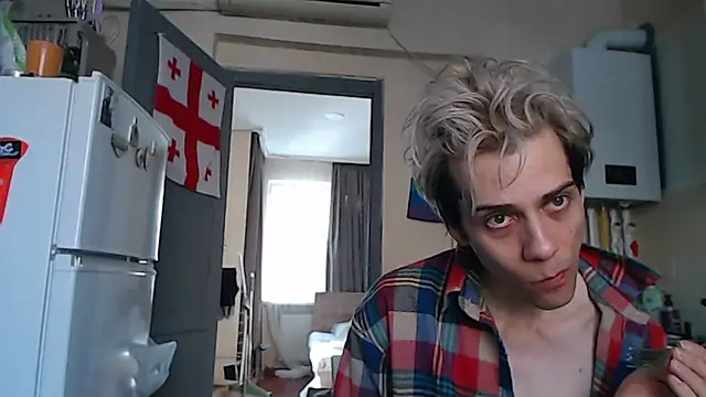 ShineMax18 online show from December 18, 2024, 6:53 am