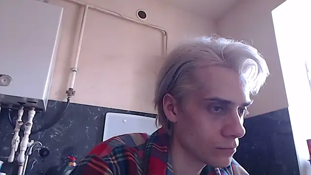 ShineMax18 online show from February 8, 2025, 12:06 pm