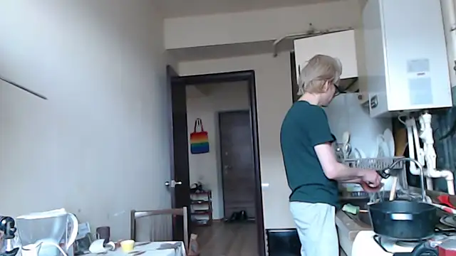 ShineMax18 online show from February 18, 2025, 12:39 pm