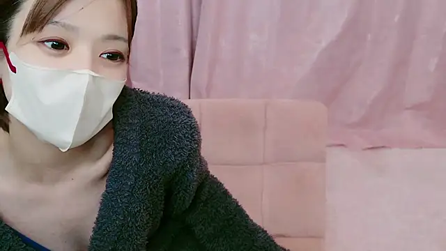 Snapshot of RYOKO_desu chatting on January 14, 2025, 10:06 am RYOKO desu online show from January 14, 2025, 10:06 am