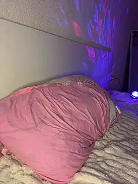 Alissa kiss online show from December 13, 2024, 1:37 am