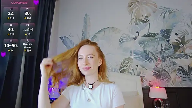 Snapshot of _AngelMoon_ chatting on March 13, 2025, 1:50 pm AngelMoon online show from March 13, 2025, 1:50 pm