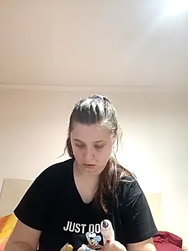 kila lo online show from March 16, 2025, 4:12 pm