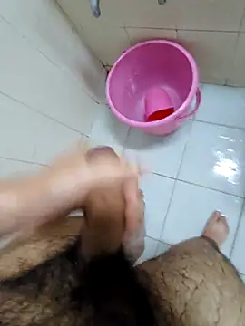 KeepCummingForYou73 online show from November 18, 2025, 3:05 pm