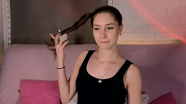 HarrietBulmer online show from December 5, 2024, 4:31 am