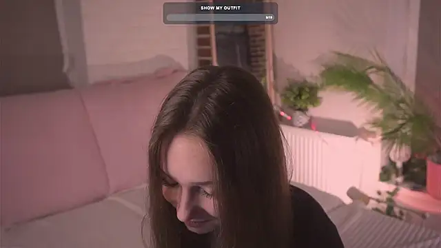 HarrietBulmer online show from January 25, 2025, 9:46 pm