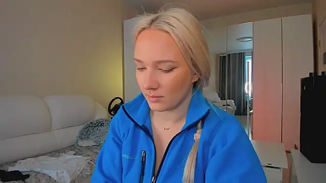 1AlexaGoddess3 online show from September 14, 2025, 5:17 am