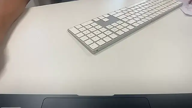 Snapshot of awesome_anna chatting on November 18, 2025, 9:58 am awesome anna online show from November 18, 2025, 9:58 am