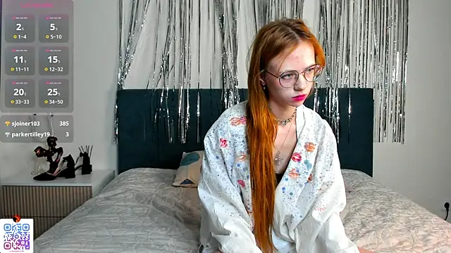Snapshot of LynneByron chatting on March 12, 2025, 7:17 pm LynneByron online show from March 12, 2025, 7:17 pm