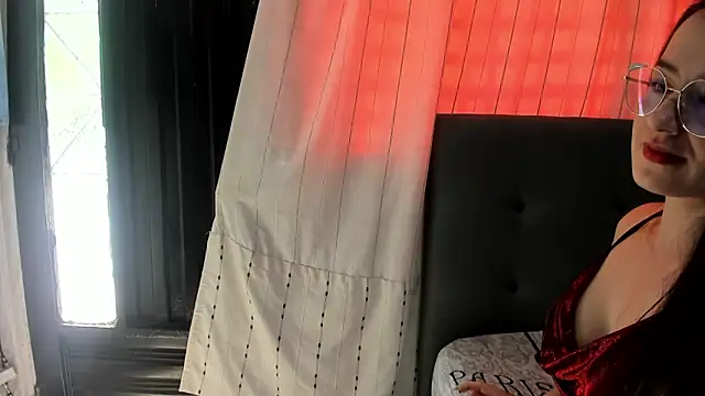 Snapshot of angela_nix chatting on November 1, 2025, 3:14 pm angela nix online show from November 1, 2025, 3:14 pm