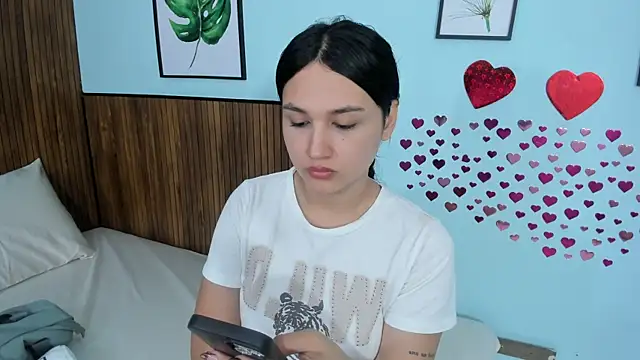lana boomer online show from May 8, 2026, 12:43 pm