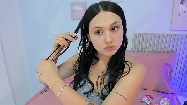 lana boomer online show from June 19, 2026, 8:01 pm