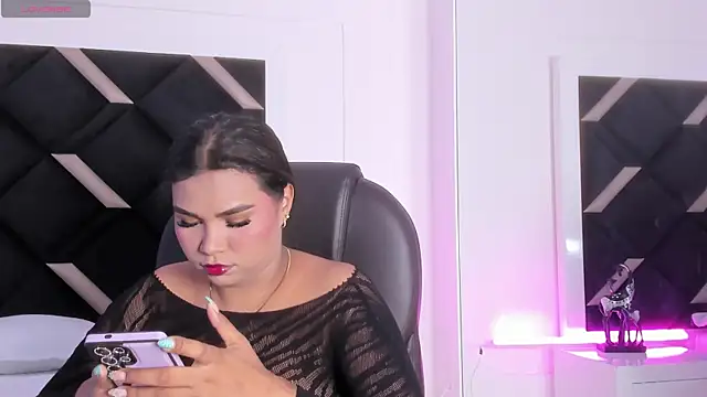 Carolina Evanss online show from June 6, 2026, 4:06 am