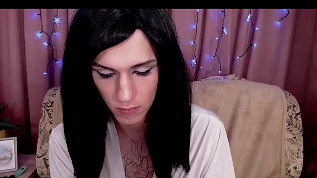  CRYSTAL tgirl online show from February 9, 2025, 3:00 am