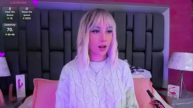 Snapshot of MadissonRey chatting on January 20, 2025, 1:42 pm MadissonRey online show from January 20, 2025, 1:42 pm