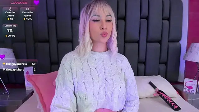 Snapshot of MadissonRey chatting on January 20, 2025, 4:45 pm MadissonRey online show from January 20, 2025, 4:45 pm