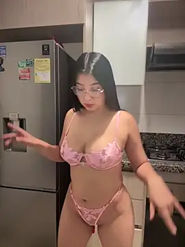 Snapshot of licky_lu chatting on March 4, 2026, 2:50 am licky lu online show from March 4, 2026, 2:50 am