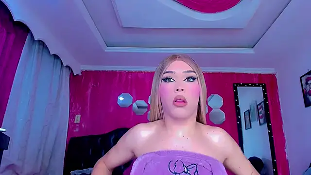 TiffanyMackensyy online show from June 11, 2026, 12:54 am