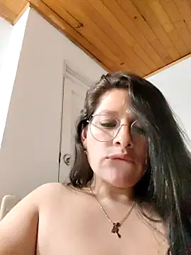 Neve Collins online show from December 4, 2024, 6:44 am